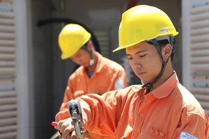 EVNNPC: Tập trung cấp điện ổn định an toàn mùa nắng nóng