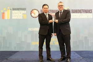 HDBank nhận giải “Ngân hàng bán lẻ nội địa tốt nhất năm 2019”