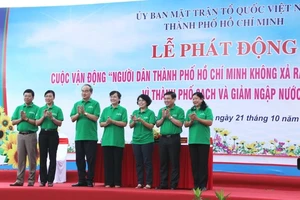 Nỗ lực nhiều hơn “Vì thành phố sạch và giảm ngập nước”