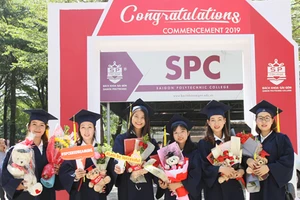 Tổ chức lễ khai giảng và trao bằng tốt nghiệp 2019