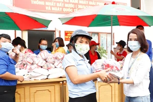 Masan Consumer tặng 10.000 phần quà cho công nhân ở TP.HCM