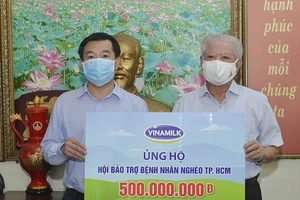 Vinamilk hỗ trợ 500 triệu đồng mổ tim cho trẻ em nghèo