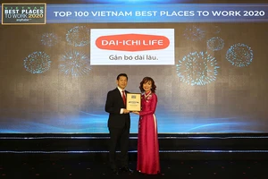 TOP 2 “Nơi làm việc tốt nhất ngành bảo hiểm” năm 2020