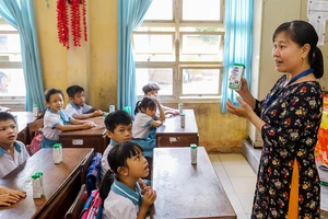 TP.HCM triển khai chương trình sữa học đường ở 24 quận, huyện