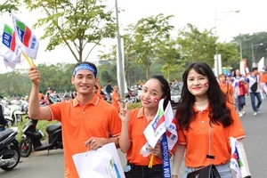 Đi bộ từ thiện Lawrence S. Ting lần 16-2021: Bước chân chia sẻ