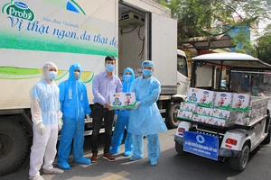 Vinamilk hỗ trợ 45.000 hộp sữa cho trẻ em đang cách ly