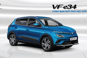 Người tiêu dùng ồ ạt đặt cọc mua ô tô điện của VinFast