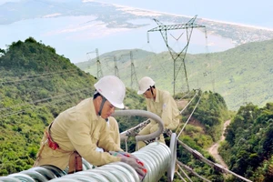 Đường dây 500kV Bắc – Nam: Bước ngoặt của ngành điện Việt Nam