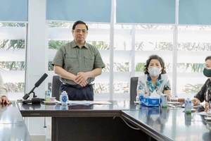 Thủ tướng Chính phủ Phạm Minh Chính thăm siêu nhà máy sữa của Vinamilk