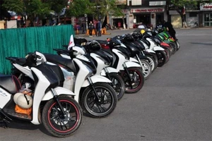 Định vị xe máy giá rẻ, lắp nhanh, chất lượng cao tại Vcomcar