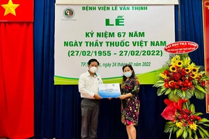 L’Oréal tri ân y bác sĩ và nhân viên y tế nhân Ngày Thầy thuốc Việt Nam