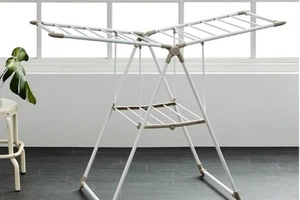 5 mẫu cây phơi quần áo đáng giá dưới một triệu đồng