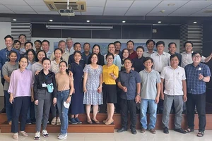 Đoàn 41 bác sĩ của TP.HCM tham quan, tìm hiểu thực tế Khu Liên hợp xử lý chất thải Đa Phước