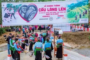 Khánh thành chiếc cầu thứ 8 của Bridgestone Việt Nam ở Thanh Hoá