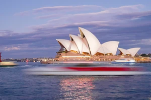 Mùa hè bay xuất ngoại đến Hàn Quốc, Hồng Kông, Singapore, Ấn Độ cùng Vietjet