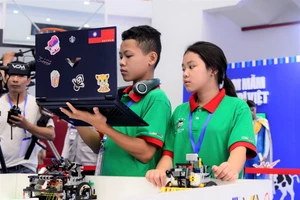 Vinamilk tiếp sức nhà vô địch nhí bứt phá tại Robotacon WRO 2023