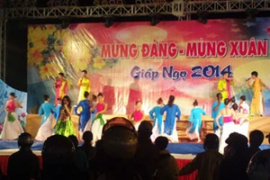 Bình Thuận: Đón giao thừa trong ấm áp, tươi vui