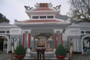 Chùm ảnh Lăng Thoại Ngọc Hầu ở Châu Đốc