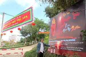 Rộn ràng hội thơ ở vùng đất mê thơ