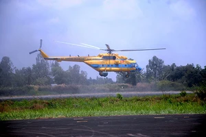 Căng mắt tìm máy bay Malaysia mất tích từng mét biển