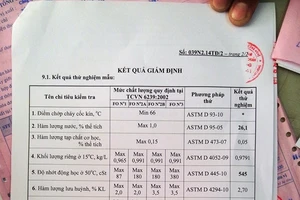 Bắt 4 xe bồn chở dầu pha nước ở Sài Gòn