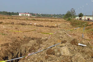 Đã di dời quả bom đến vị trí cách ly