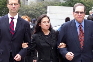 Phá đường dây tranh giả triệu đô