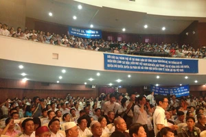 Mít tinh phản đối Trung Quốc tại TP.HCM: Với dân tộc Việt Nam, chủ quyền quốc gia là tối thượng!