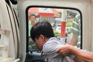 Phê ma túy, đánh cháu và bà nội chấn thương sọ não