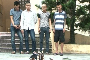 Nhóm giang hồ dùng súng hoa cải và bom xăng hạ đối thủ