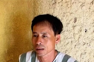 Chuyện về tướng cướp cảm thấy tự do khi... ở tù