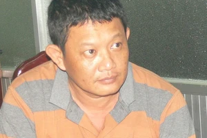 Hai vợ chồng già mất 3,2 tỷ vì muốn sang Mỹ định cư