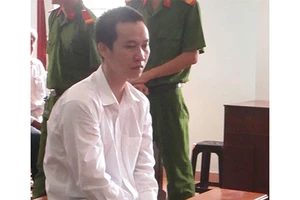 Cuồng ghen, giết vợ bằng 19 nhát dao