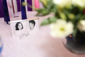 Hôn trường đượm sắc tím của Văn Quyến - Thanh Hằng