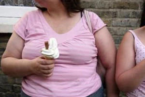 Nữ sinh 18 tuổi chết vì nhịn ăn thanh lọc cơ thể