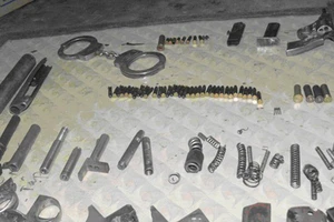 Mở xưởng chế tạo súng ngay trung tâm Hải Phòng