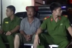 Giải cứu người bị chồng cũ dùng súng khống chế trong đêm