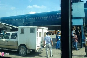 Cảnh sát kể chuyện áp giải tội phạm nguy hiểm bằng máy bay