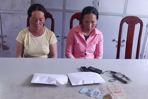 Bắt hai chị em dâu giấu heroin vào chỗ kín