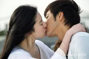 Dàn người tình màn ảnh điển trai của Lưu Diệc Phi