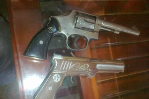 Vây bắt tên cướp dùng súng trốn giữa đại ngàn