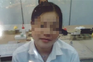 Năm đứa con lần lượt qua đời, người cha phát điên giết con gái còn lại