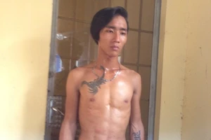 Rủ học sinh đi cướp xe ôm