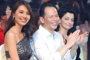 Những cặp đôi lệch nhau hơn 20 tuổi trong showbiz Việt