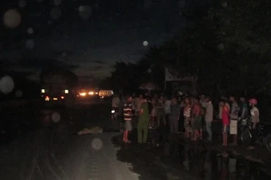 Xe tải cán nữ sinh sư phạm chết tại chỗ