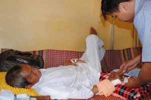 Cụ ông 89 tuổi bị con ruột đánh nhập viện