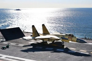 Trung Quốc: Hai phi công tử nạn khi thử nghiệm tàu sân bay