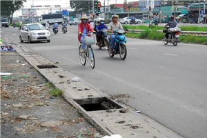 Hàng loạt bẫy lộ thiên đe dọa người dân