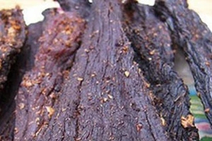 Ăn thịt trâu bò gác bếp có lây nhiễm bệnh than?