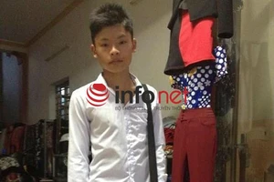 Cậu bé 15 năm ăn mì tôm thay cơm